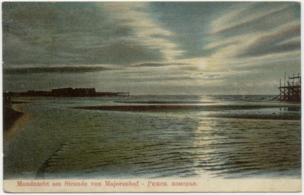Ook in de tsarentijd werden er kaartjes gestuurd en was het maanlicht boven het strand een mooi onderwerp voor de afbeelding.